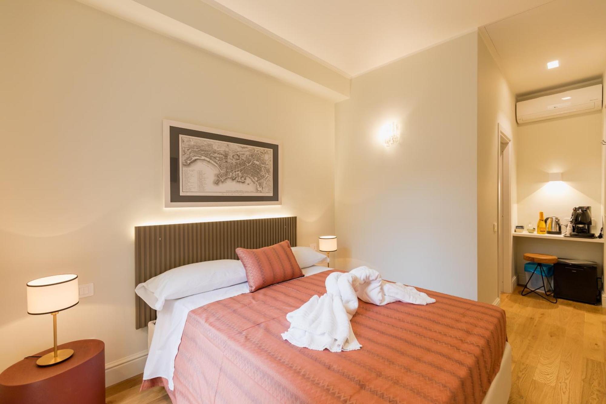 Cappella San Severo Luxury Suites เนเปิลส์ ภายนอก รูปภาพ
