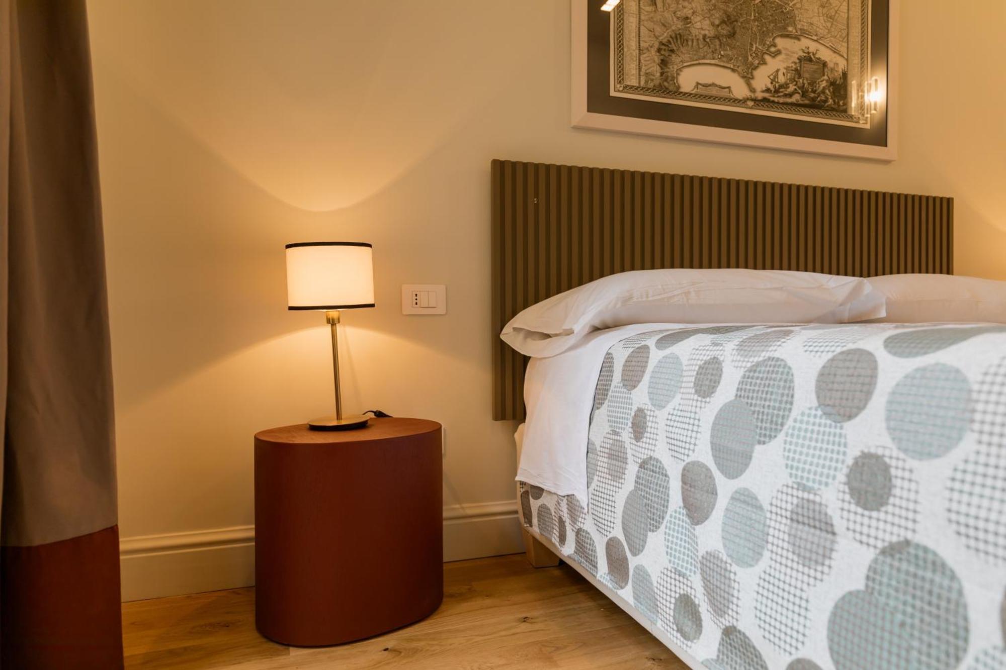 Cappella San Severo Luxury Suites เนเปิลส์ ภายนอก รูปภาพ